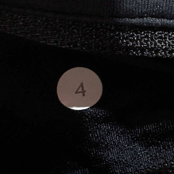 Lululemon Athletic Skirt Skort Womens 4 Black Built-In Shorts Drawstring Pocket - Picture 6 of 8